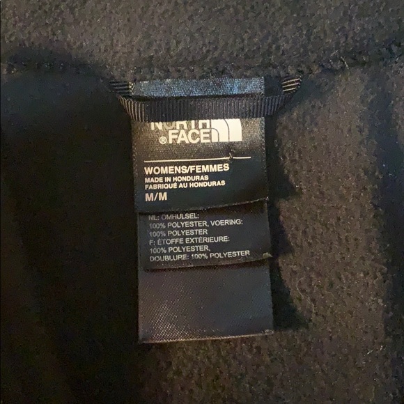 Women’s North Face zip up - Picture 3 of 4